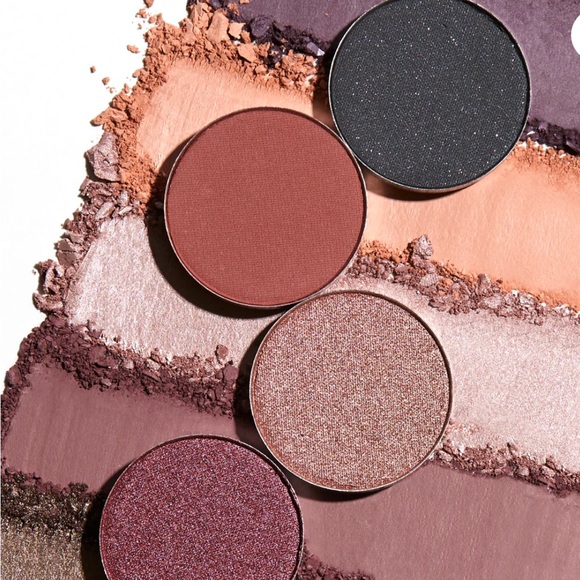 Brand New Beauty Bakerie Breakfast In Bed Eyeshadow Palette - Picture 3 of 4